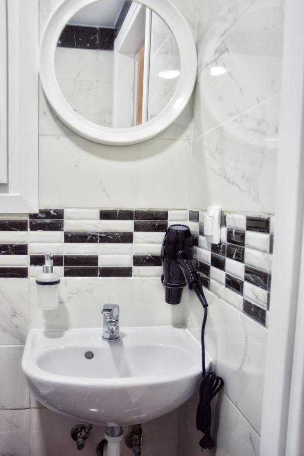 Dionisooss Apartment Athens Ngoại thất bức ảnh